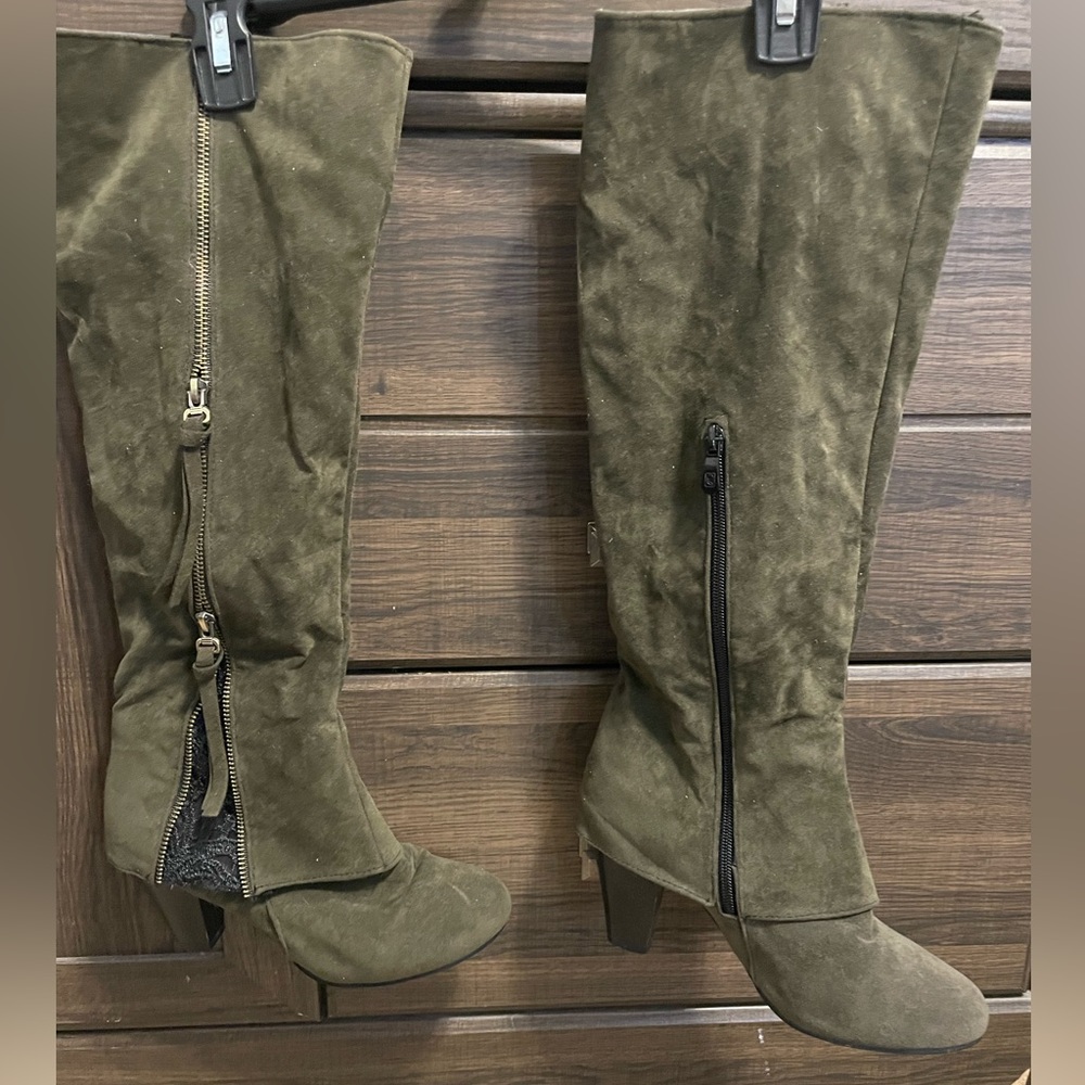 Chic Olive Heeled Boots for Women